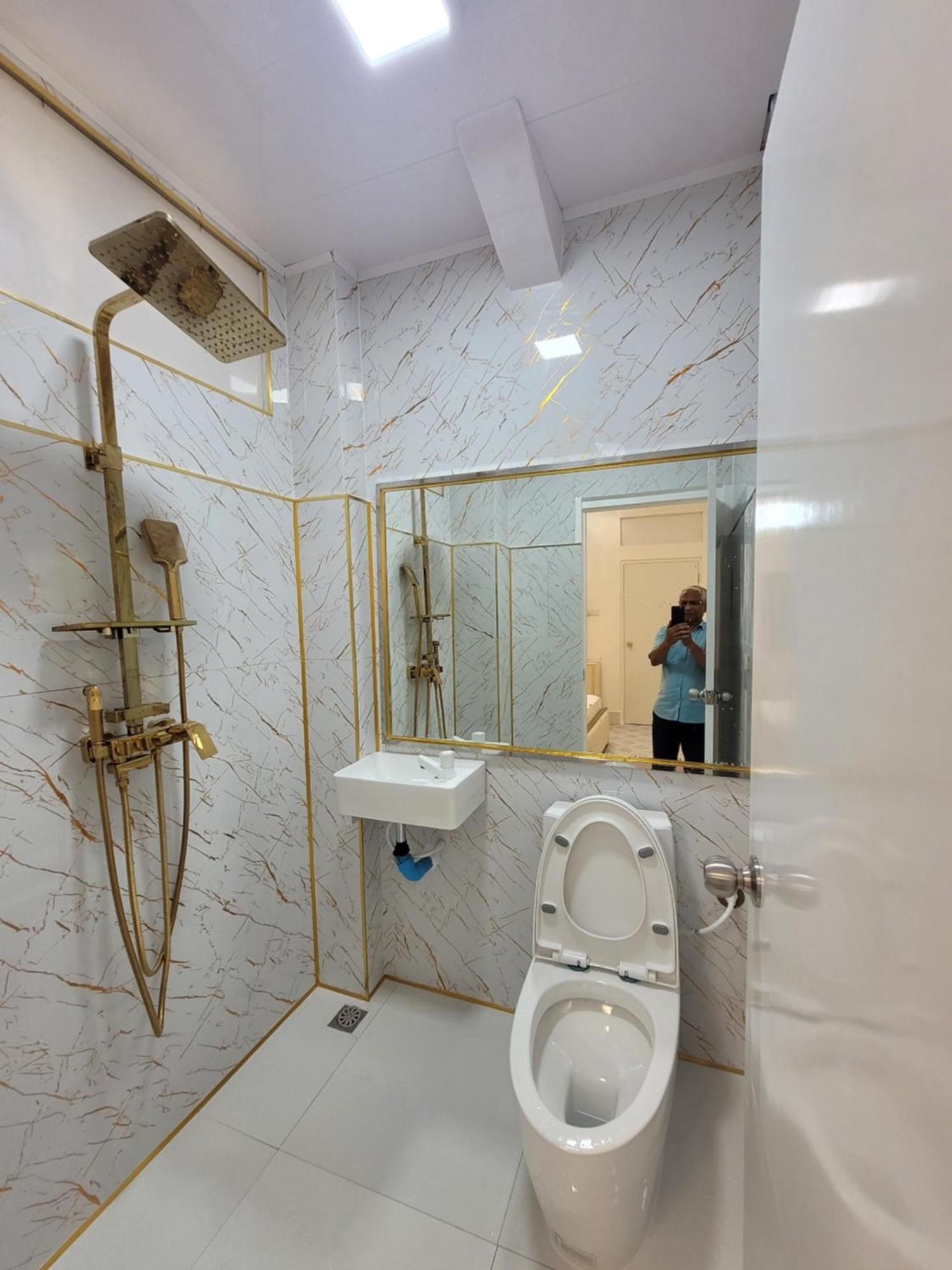 Ontrack Travel Apartment Male Exterior photo
